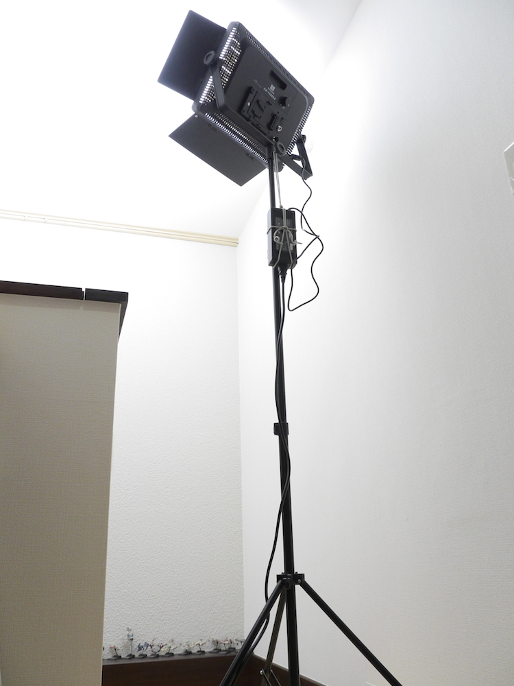 名古屋のビデオ制作・空撮ならG Factory NanGuang製LEDスタジオ照明